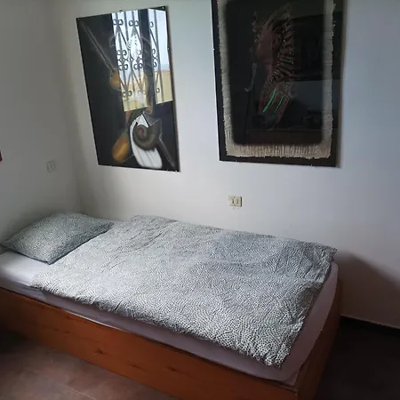 Mit Schoener Aussicht Und Terrasse Apartmán *