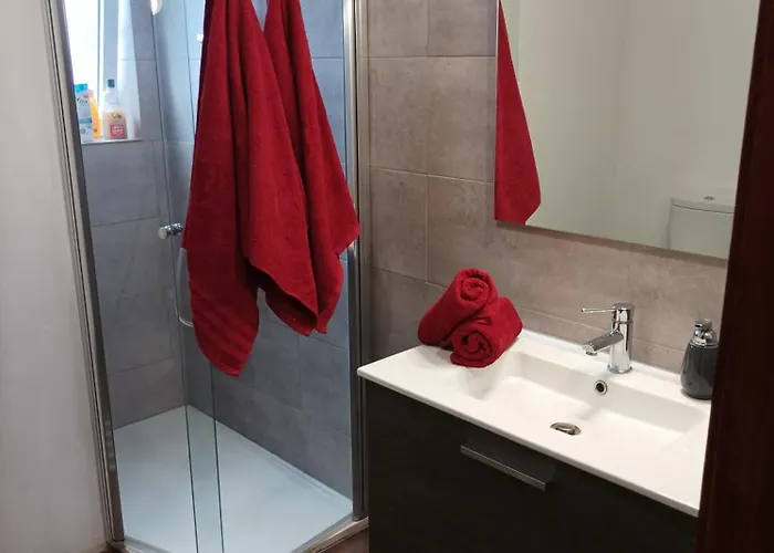 Mit Schoener Aussicht Und Terrasse Daire *