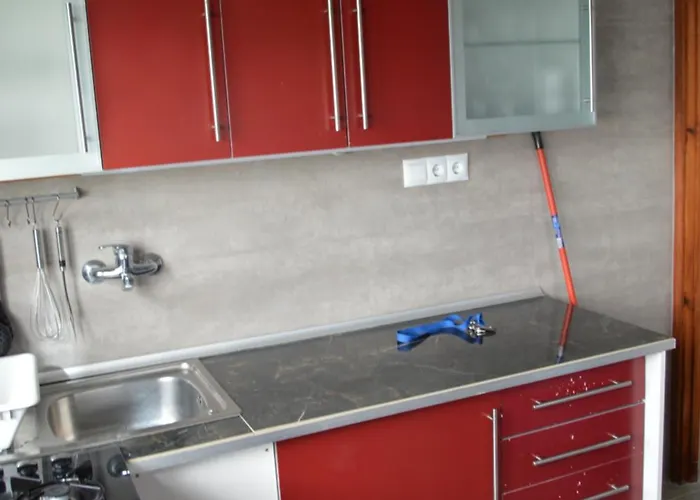 Mit Schoener Aussicht Und Terrasse