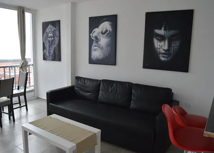 Mit Schoener Aussicht Und Terrasse San Marcos (Tenerife)